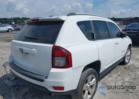 2016 Jeep Compass Sport z USA, uszkodzony, nr VIN 1C4NJCBA2GD567470